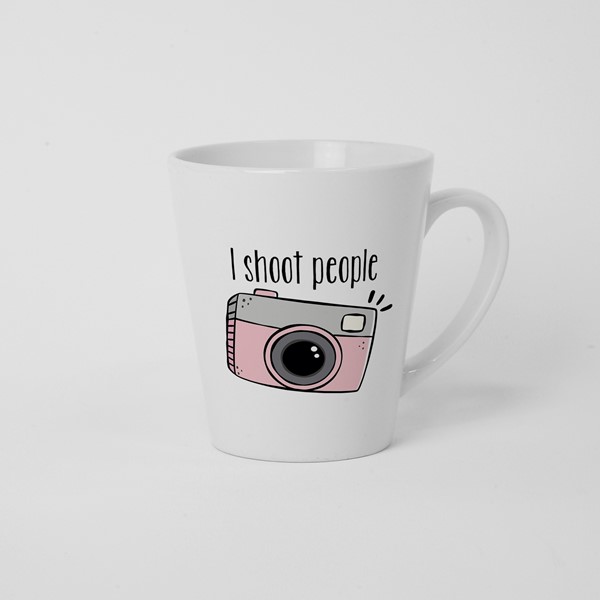 Skodelica I shoot people